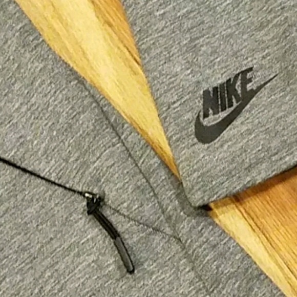 NIKE WOMEN TECH JACKET HOODIE SIZE XL 831707 091 - Picture 5 of 8